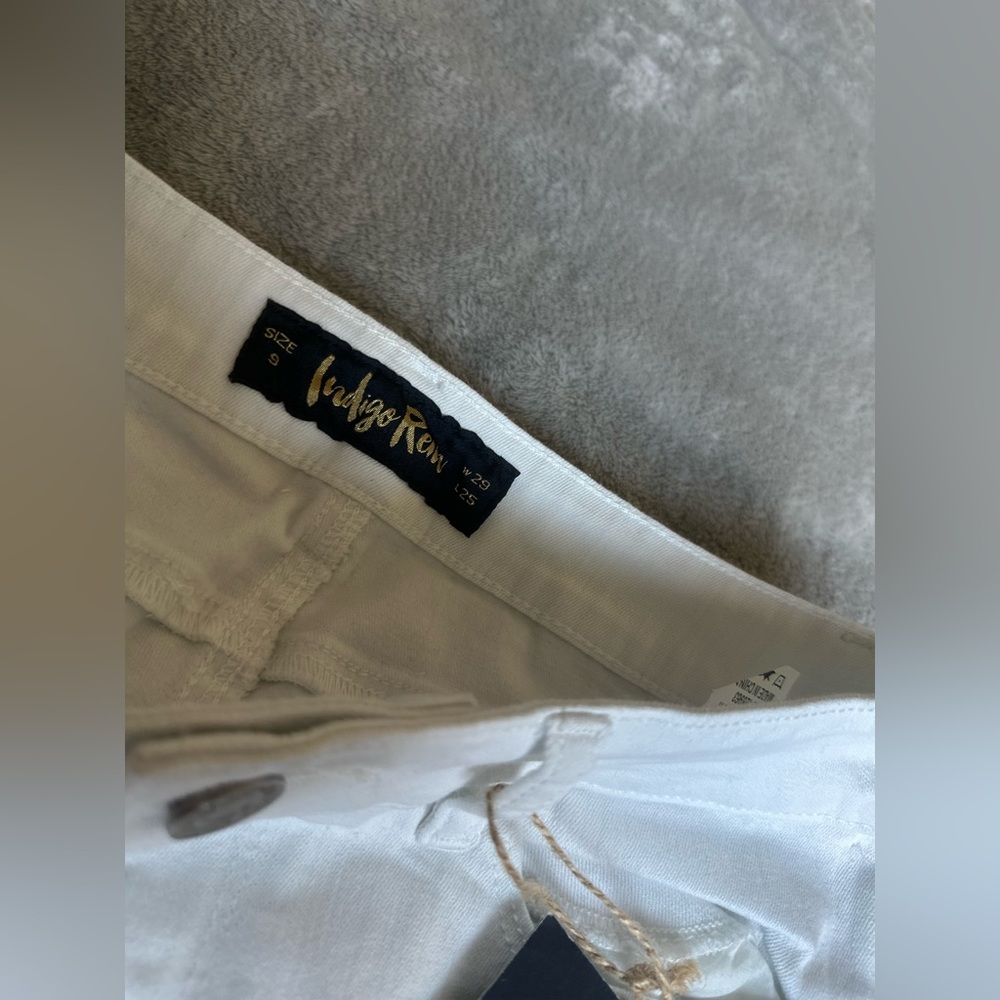 INDIGO REIGN White cropped Jeans Size: 9 - Picture 4 of 4